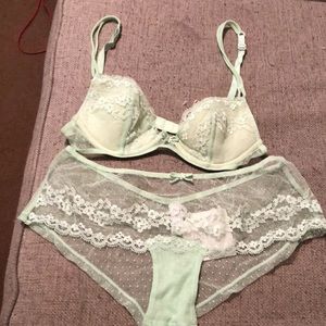 NWT La Perla bra and panty set